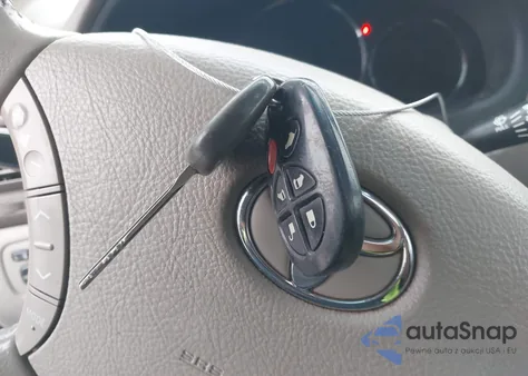 2007 Toyota Sienna Xle Limited z USA, uszkodzony, nr VIN 5TDBK22CX7S002657